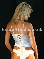 Oxford Escort - Chloe-23 escort girl in Oxford